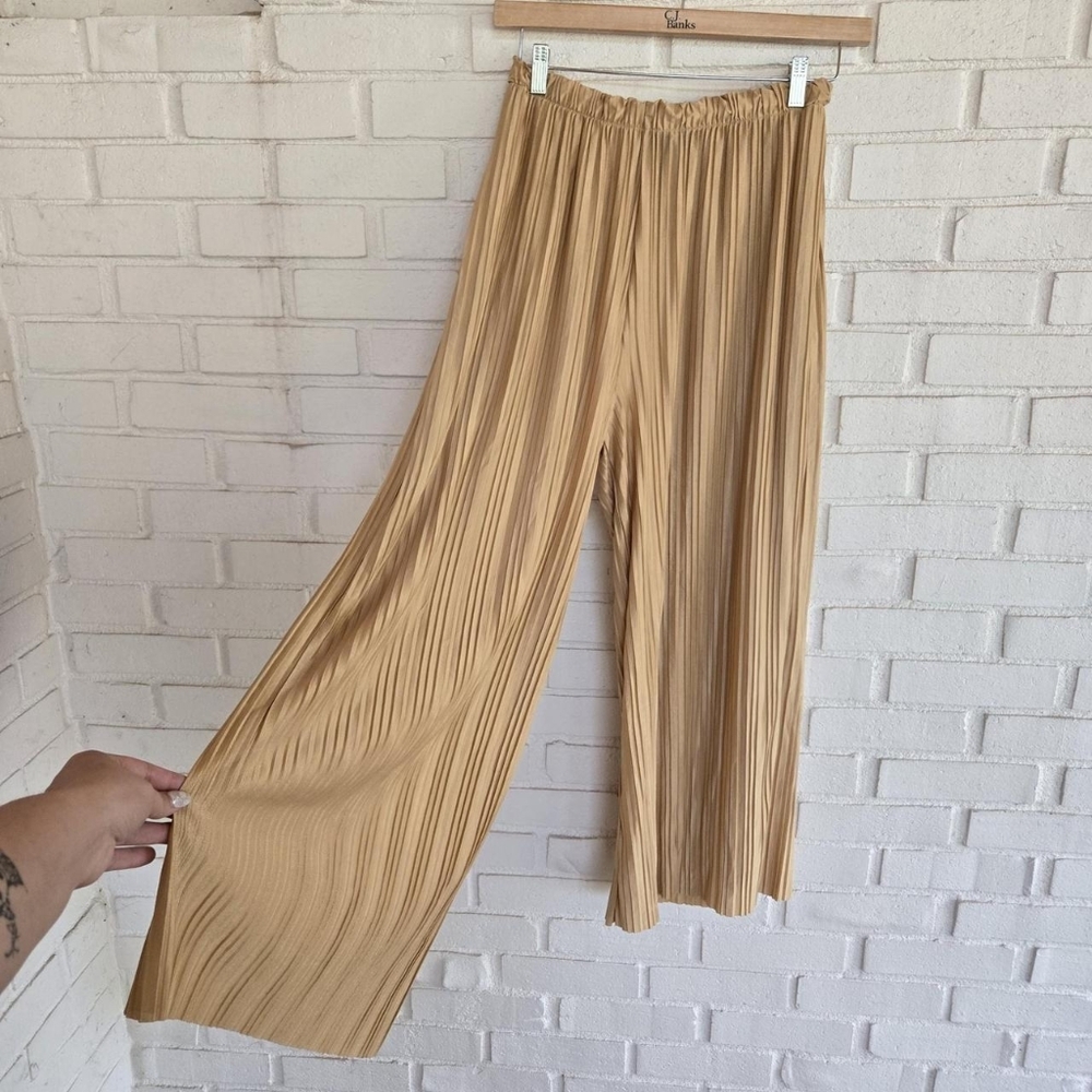 Gold Pleated Pants made by johnny Size L